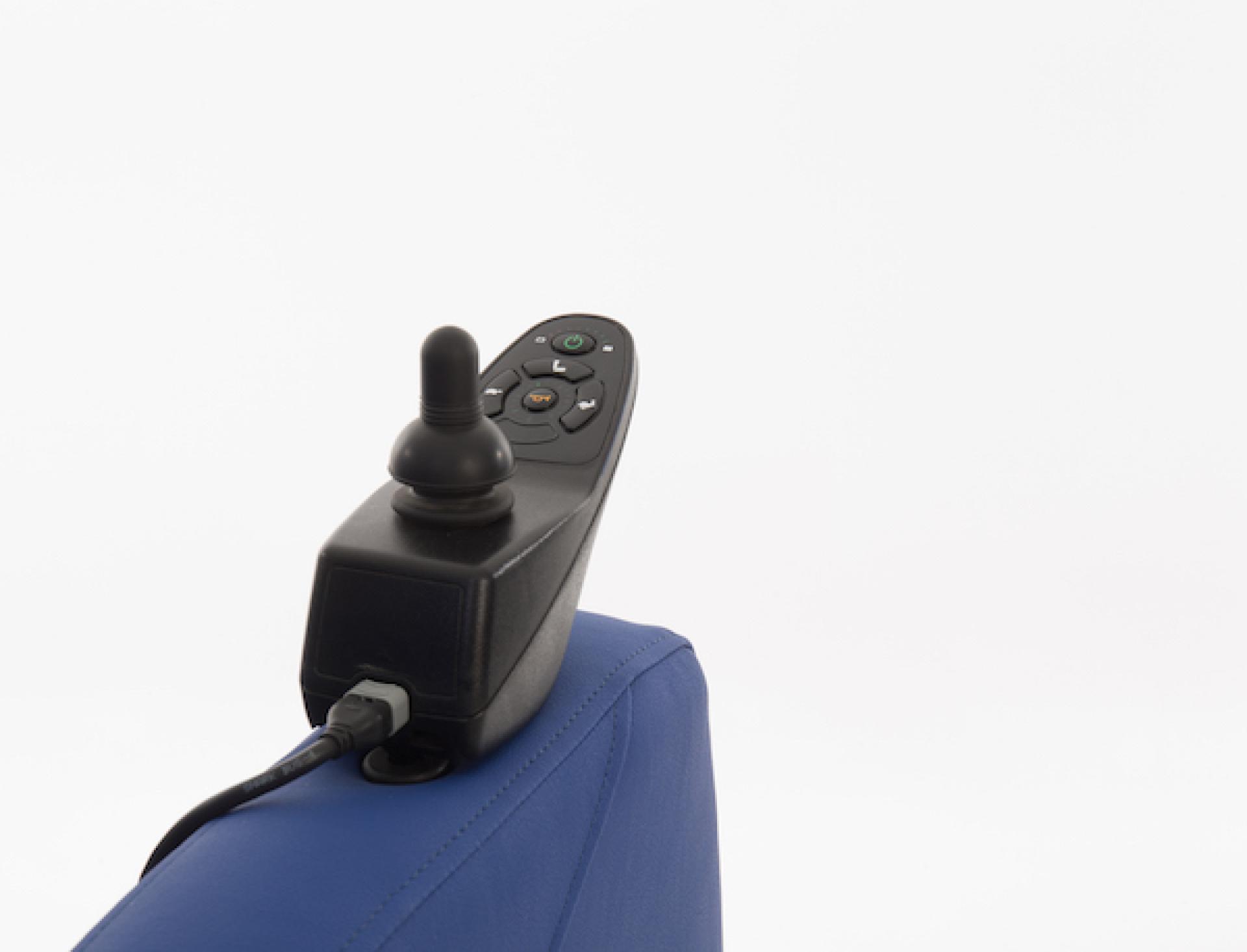Comfortstoel met joystick op wielen Easy-Rider van Ineva Design